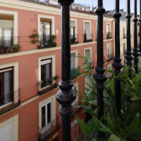 Appartamento Reina Sofia Boutique II Madrid Esterno foto